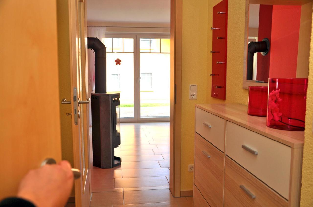 Ferienhaus Mueritzsonne / Eg-Appartement Marienfelde ภายนอก รูปภาพ