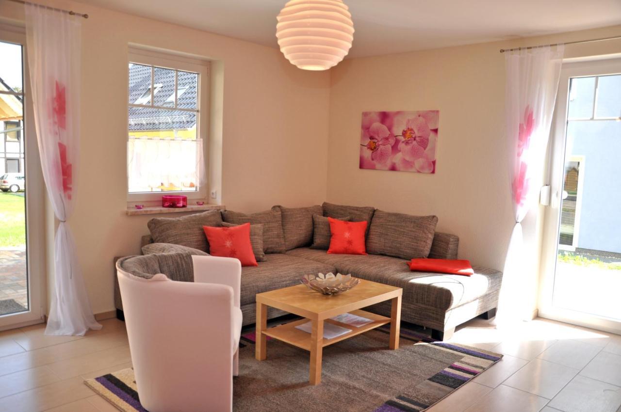 Ferienhaus Mueritzsonne / Eg-Appartement Marienfelde ภายนอก รูปภาพ